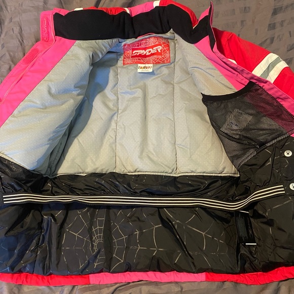 Preowned pink Spyder children’s 14 ski jacket - Picture 2 of 3